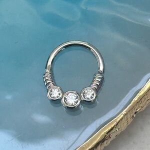 316L Surgical Steel Clear Gems Split Ring for Septum Piercings Daith Hoop 16g